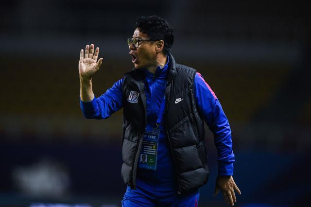 开云体育官方网站下载-田忌赛马玩得6！吴金贵半场换5人缔造教科书般平局