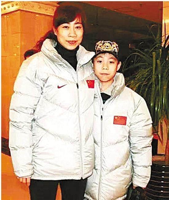 开云体育官方网站下载-【人物】菜鸟张镇麟闪耀CBA 中国男篮等来侧翼答案？